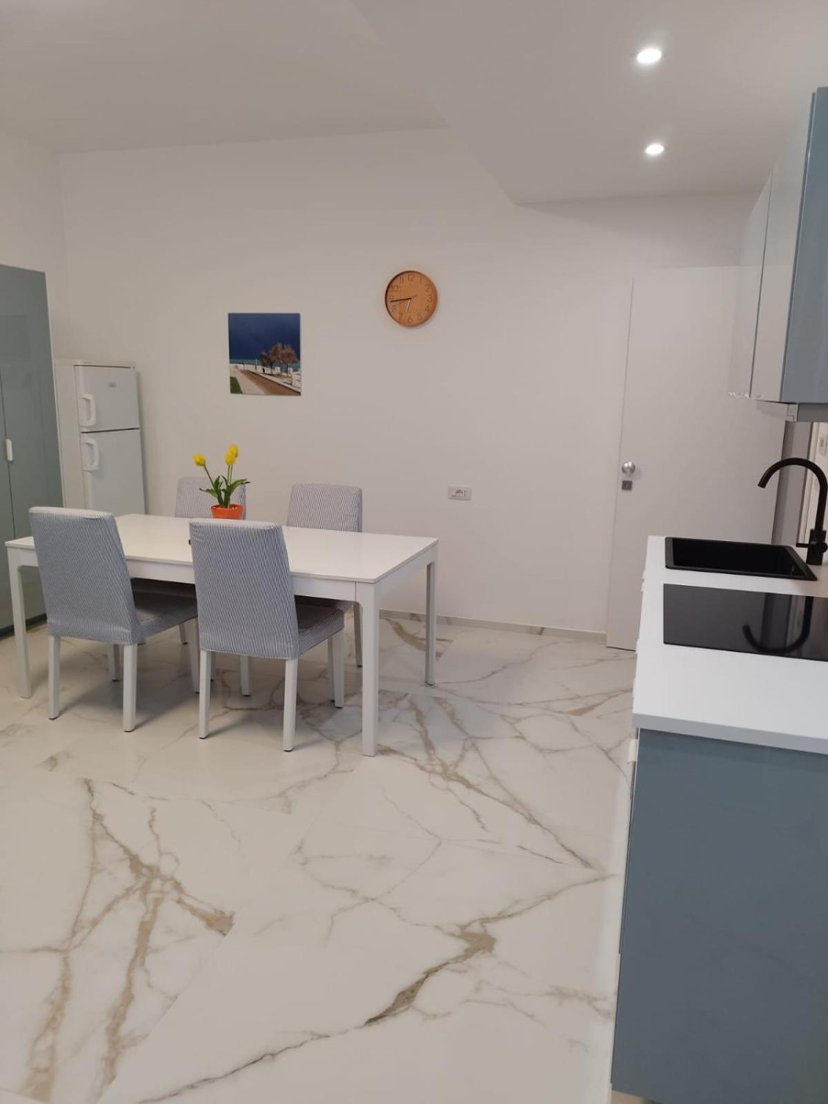 La Casa Di Mest Pepp 모노폴리 외부 사진